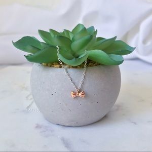Tiny bow 925 Sterling Silver Necklace